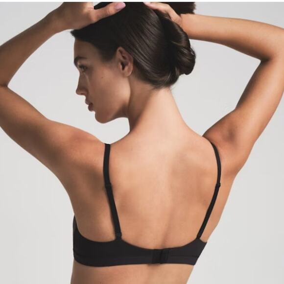 SKIMS Black Bra - Picture 2 of 5